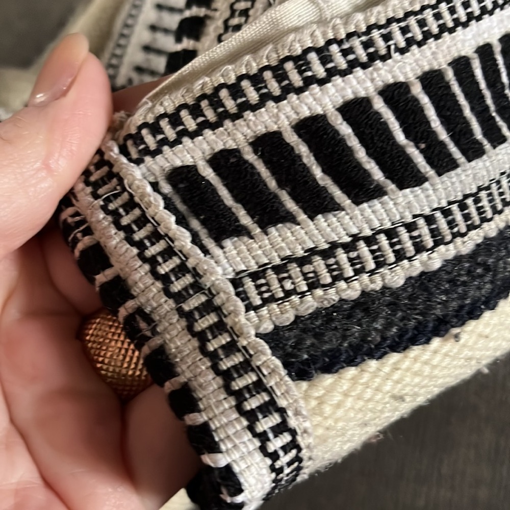 Yari Artesanis XL Wool Bag from Ecuador - Picture 12 of 15